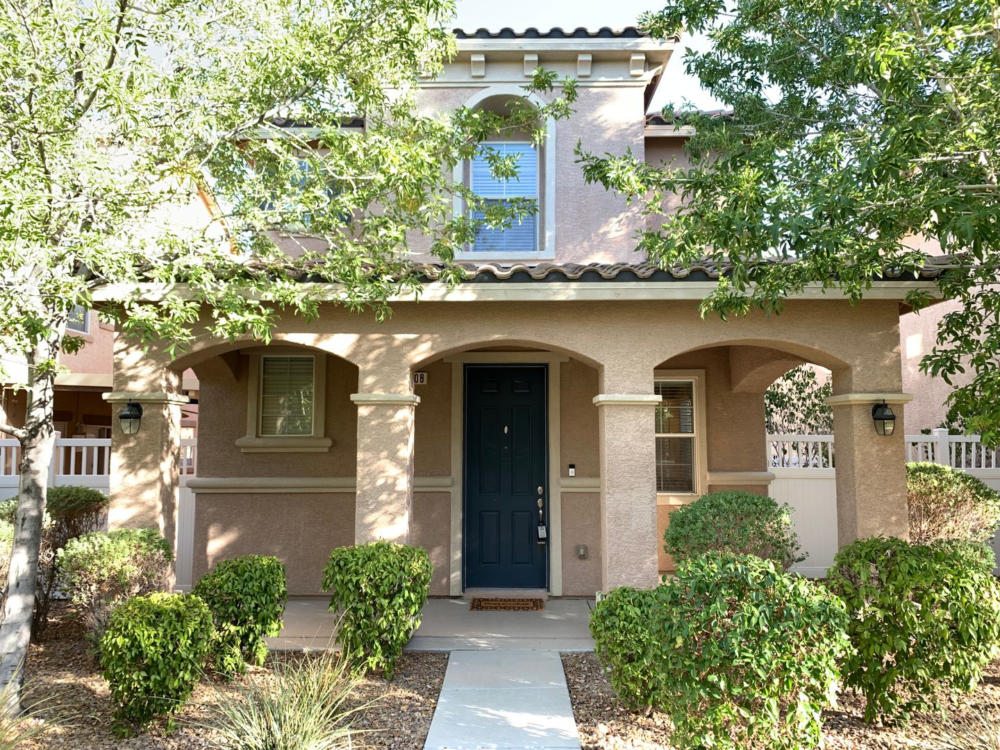 Henderson House: 3208 Color Collage Walk
