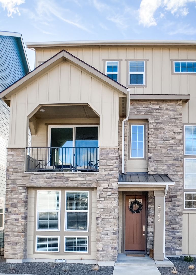 Boise Townhome: 4211 E. Raincloud Ln.