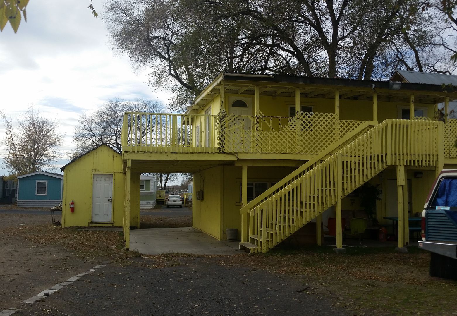 Moses Lake Apartment: 1123 Marina Drive