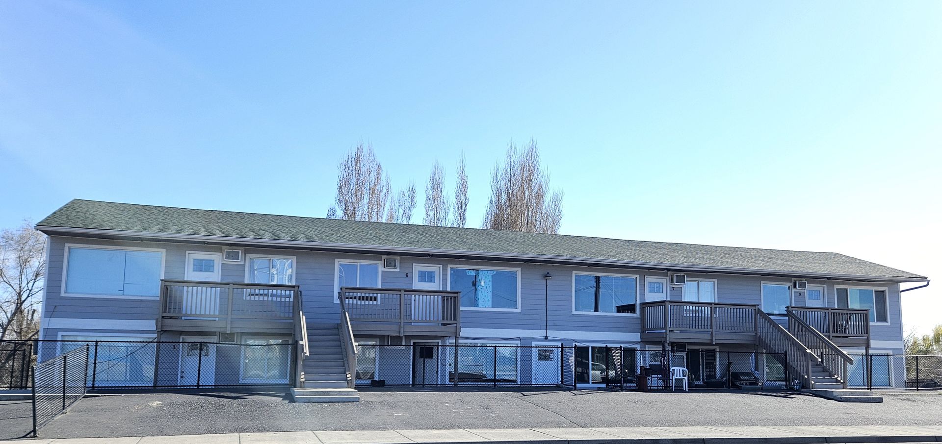 Moses Lake Apartment: 7865 Valley Rd