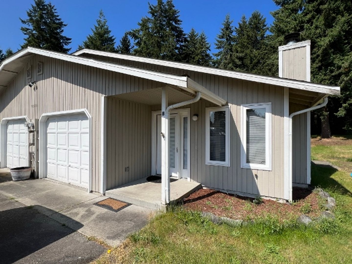 Lacey Townhome: 9023 Steilacoom Rd SE