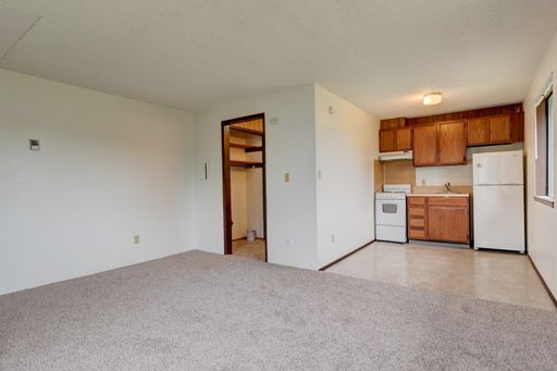 Ground Level Studio Apartment