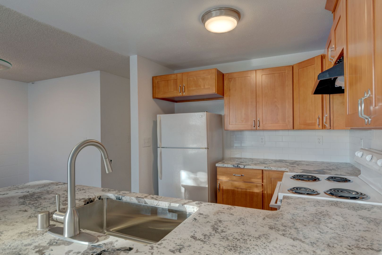 Oak Harbor Apartment: 730 SW Harrier Circle