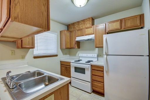 Ground Floor 2 Bedroom Apartment – photo 1