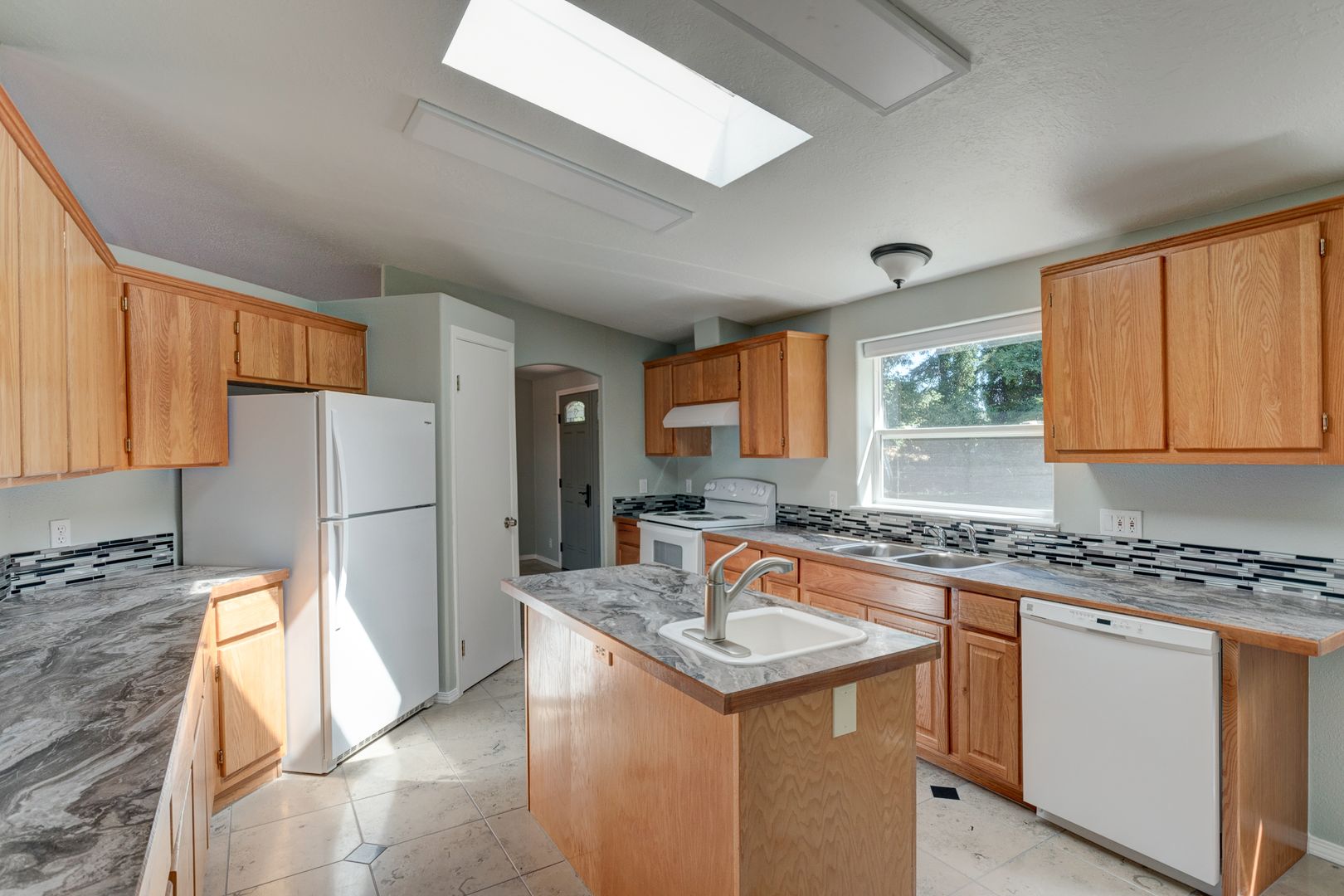 Coupeville Apartment: 811 Patmore Rd