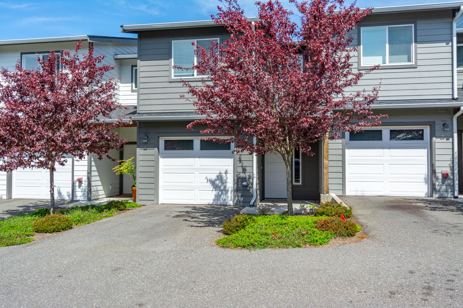 Oak Harbor House: 563 NE Kettle St A2