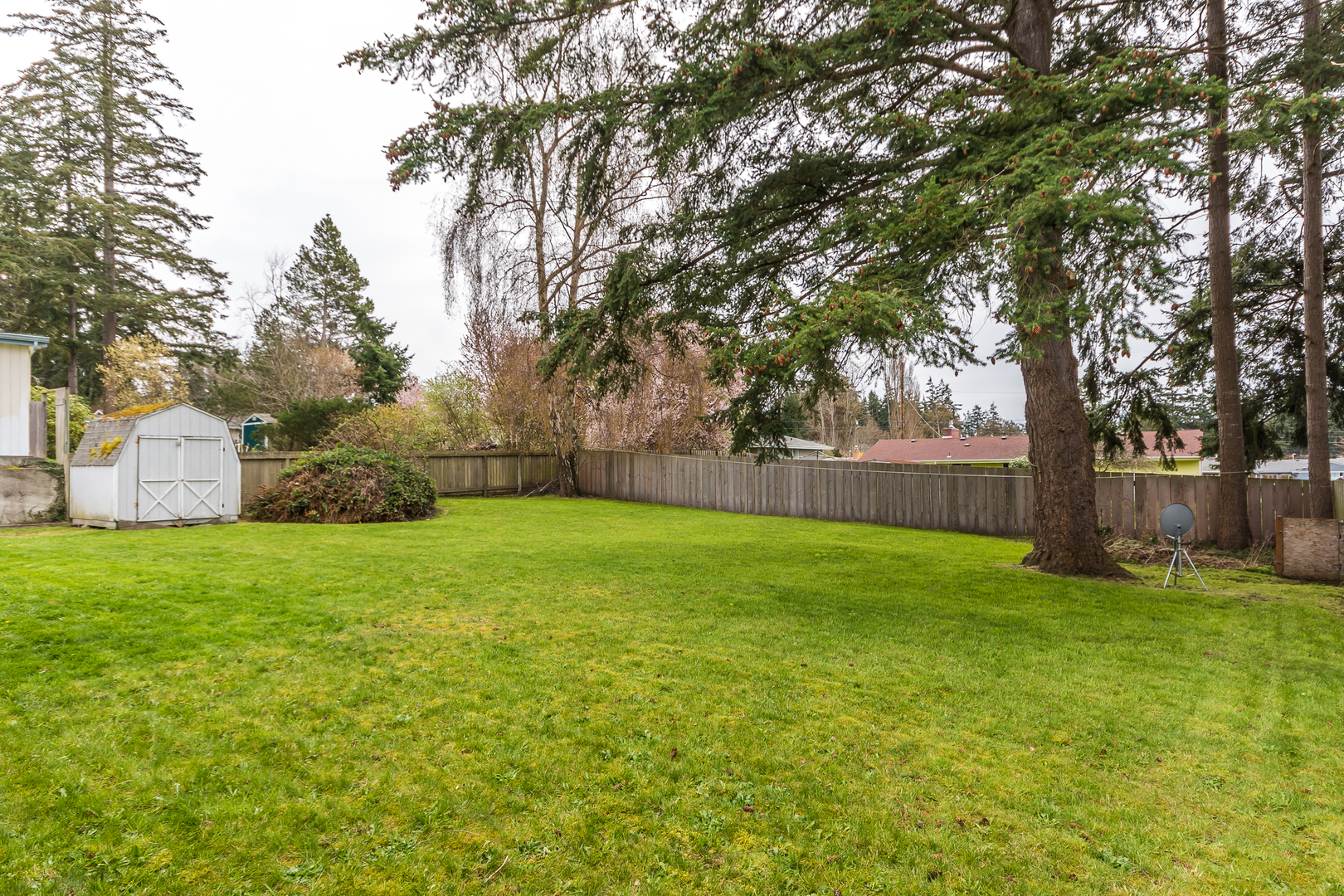 1641 NE 11th Ave, Oak Harbor, WA 98277