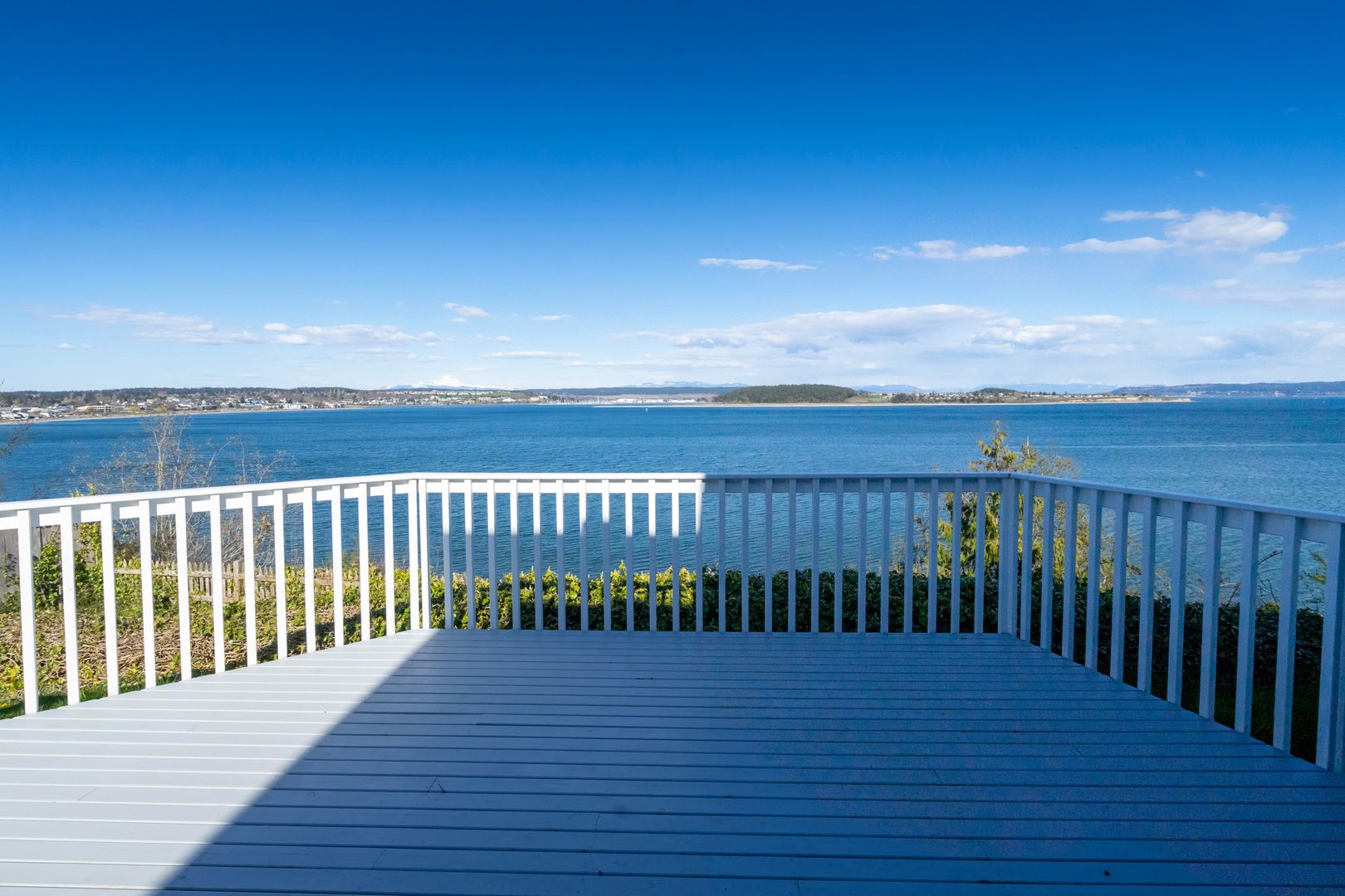 Oak Harbor House: 3060 SW Scenic Heights St.