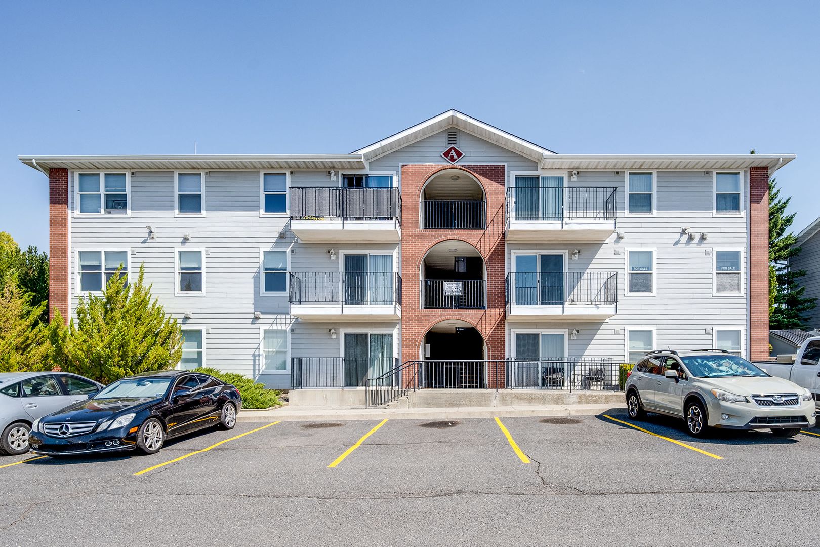 Pullman Condo: 1645 NE Merman Drive A-201