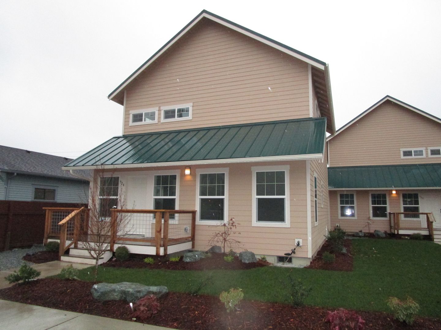 Burlington House: 524 East Hazel Avenue