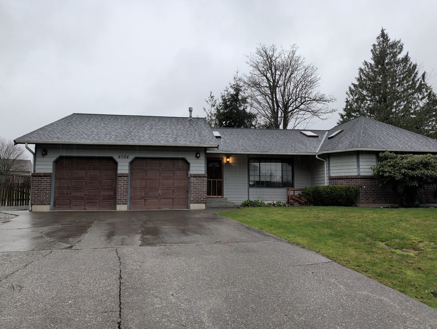 Mount Vernon House: 4004 Moody Place