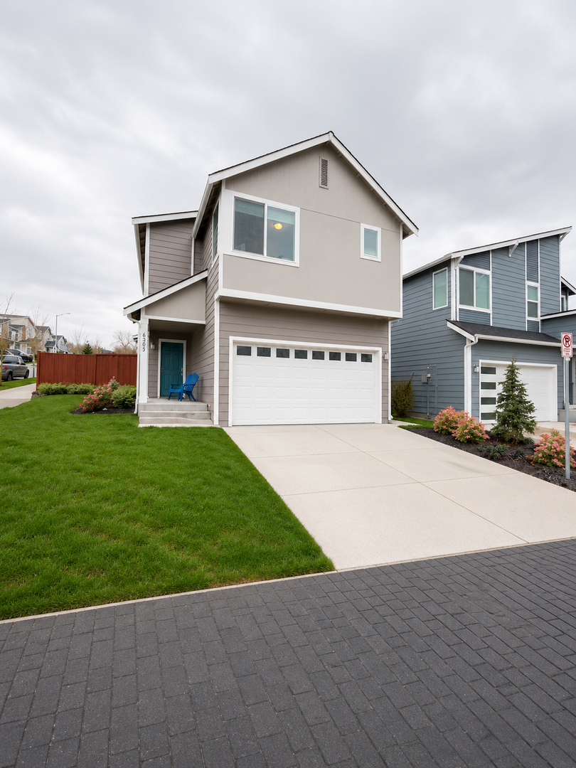 Marysville House: 6305 84th Ave NE