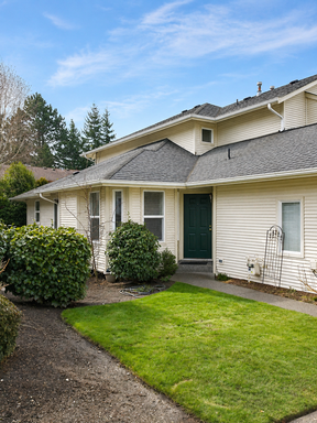 Mukilteo - 3 bdrm, 2 bath Townhome
