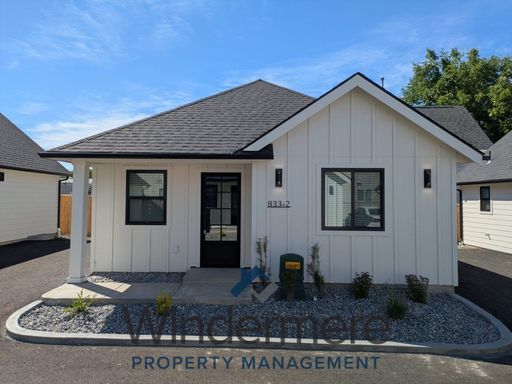 ⭐ Brand New South Creek Cottages - 833 S 2nd #2 Walla Walla WA 99362 – photo 1