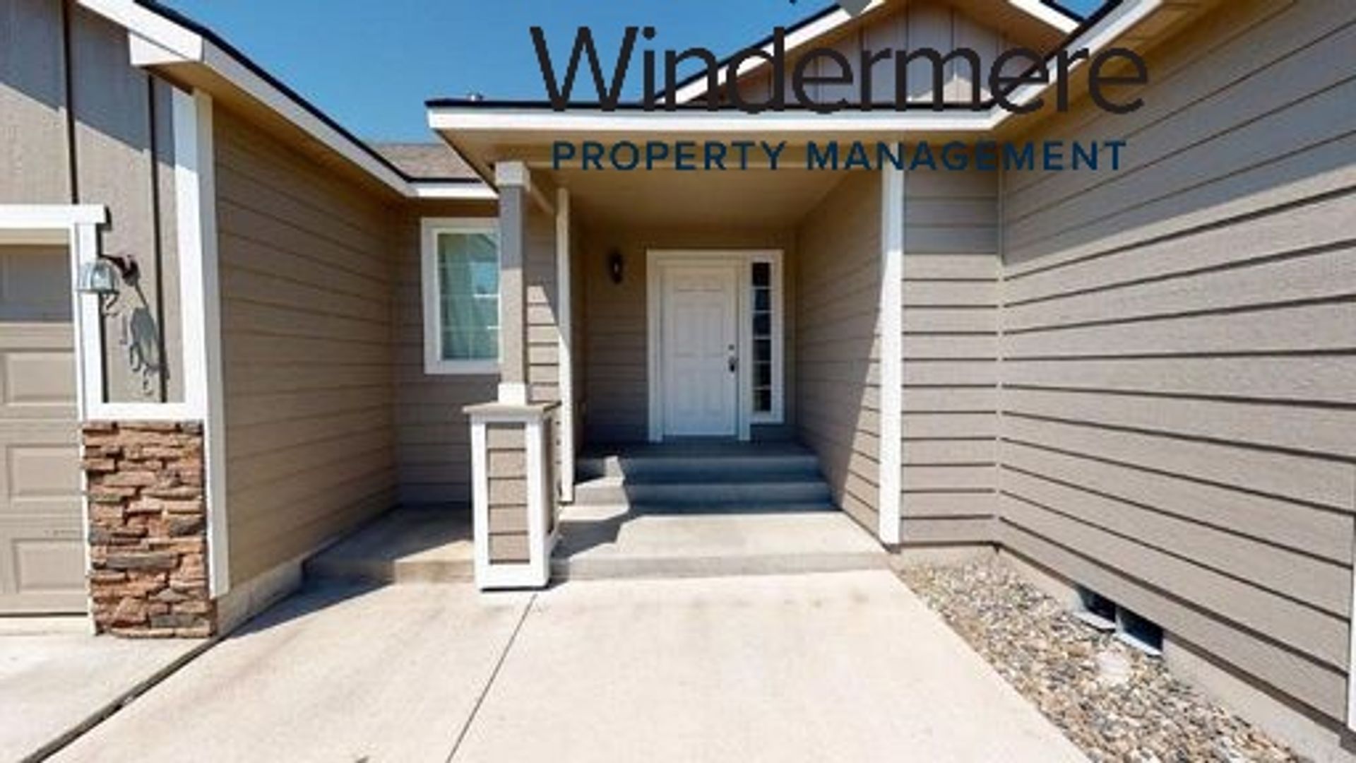 Kennewick House: 2106 S Quillan St