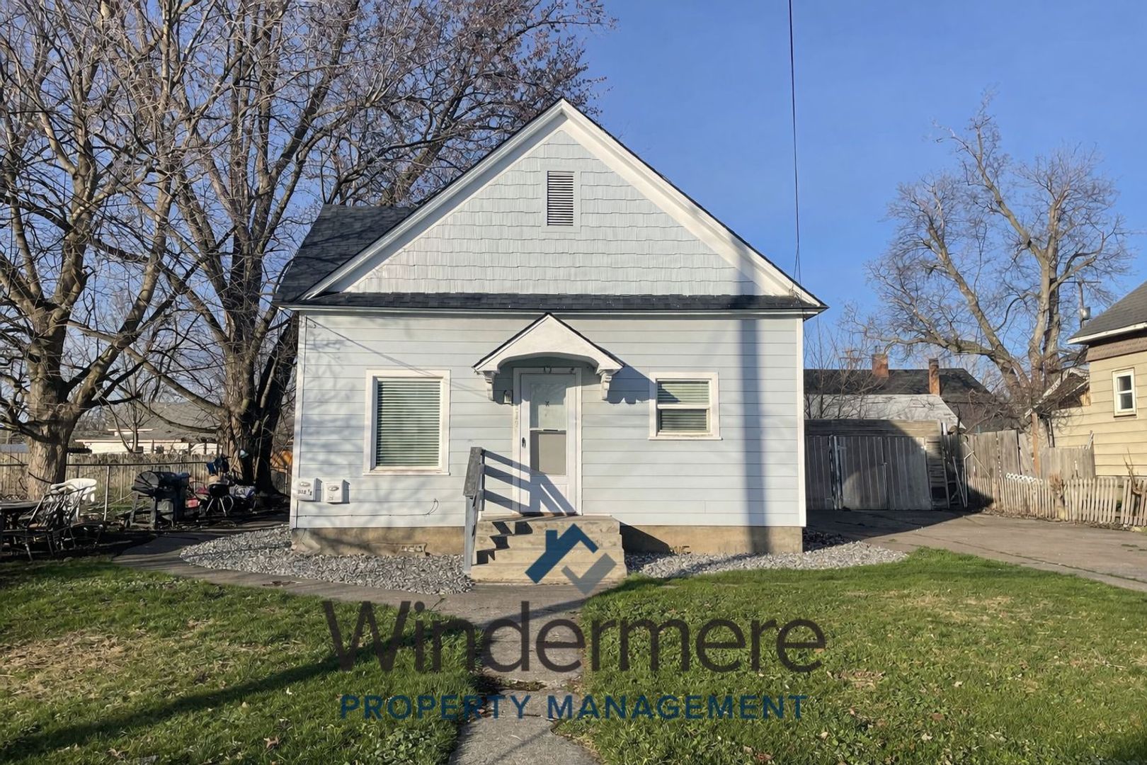 Walla Walla Apartment: 212 McAuliff Ave