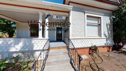 601 E. Alder Street Unit 1 *Close to Whitman & Downtown Walla Walla* – photo 1