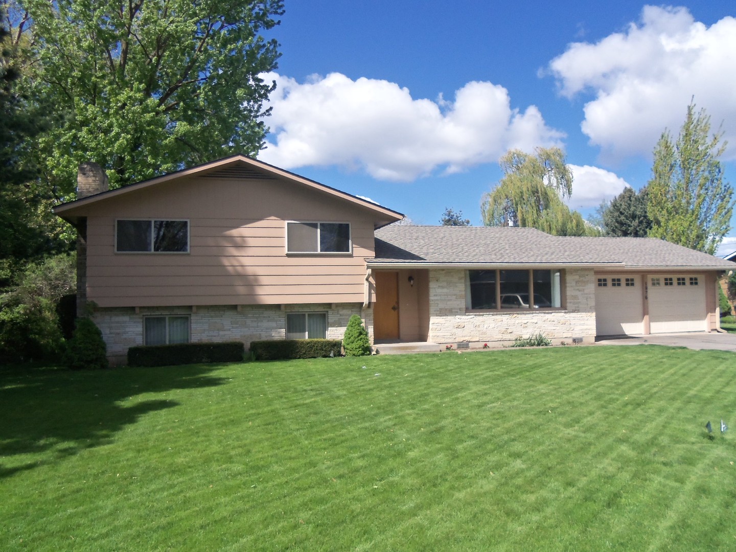 Walla Walla House: 1976 Scarpelli Drive