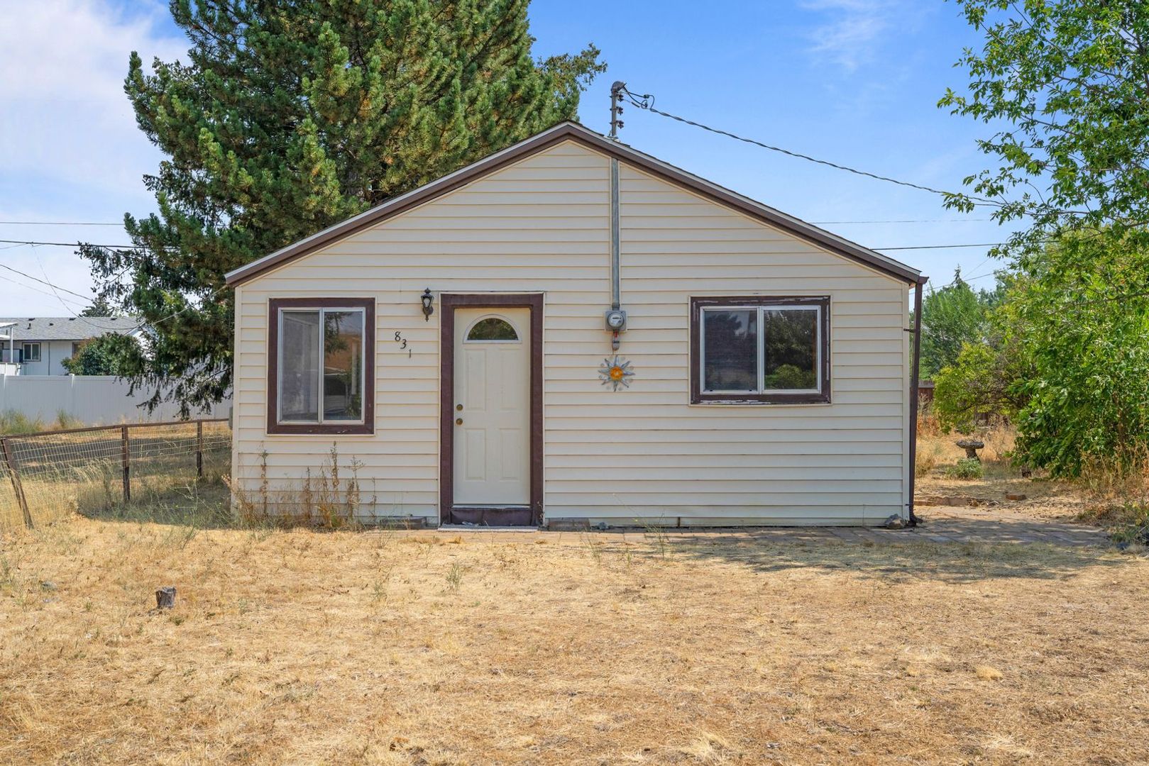 Airway Heights House: 831 S Lundstrom St