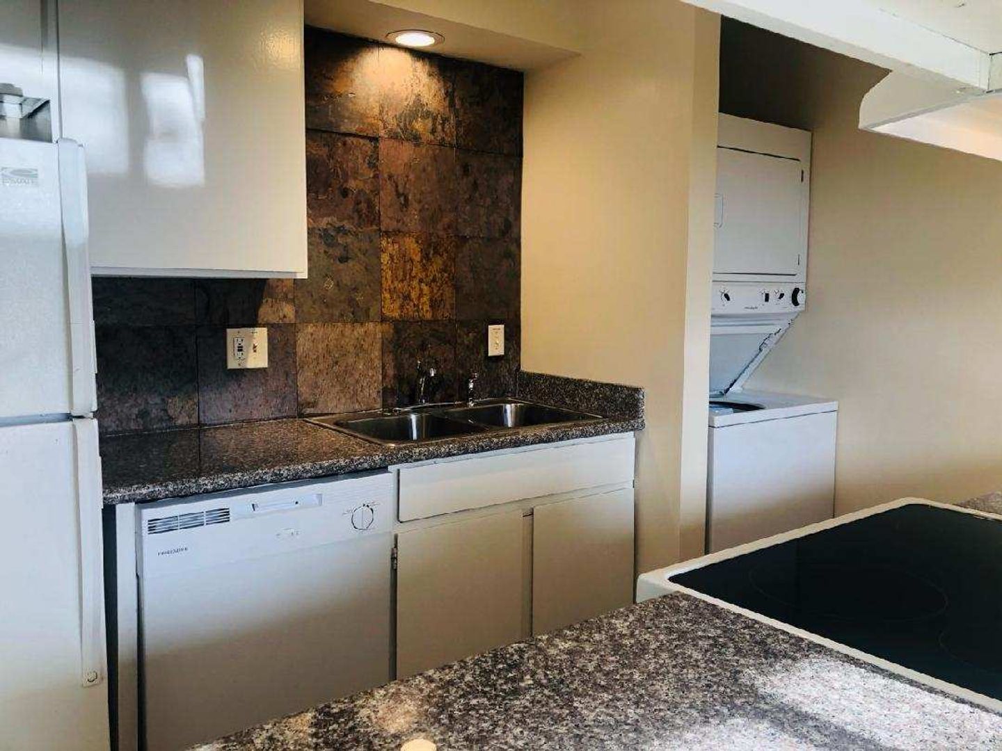 Spokane Valley Apartment: 11308 E. Mission Ave - #21