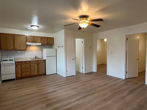 Cozy, freshly updated 2b/1ba apartment in Cheney! – photo 1