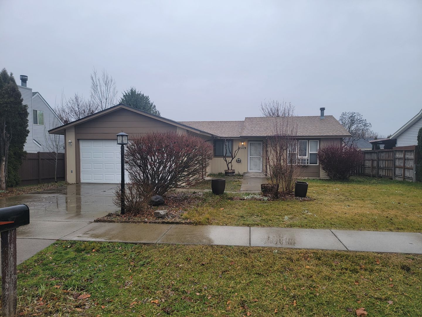 Liberty Lake House: 23119 E. Sinto Ave