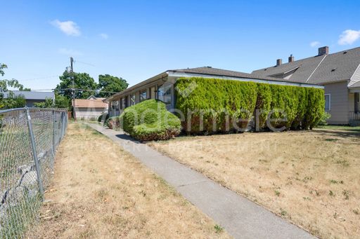 Available now!!! 2 Bd 1 Ba – photo 1