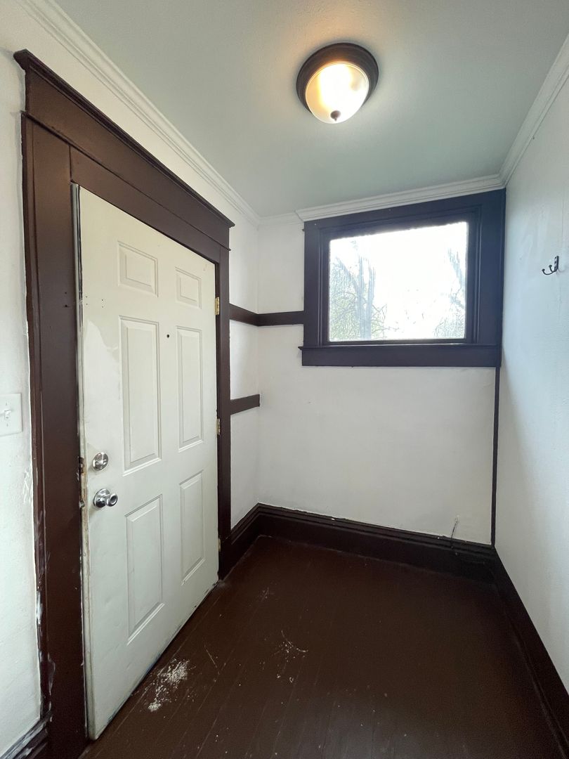 Spokane House: 2531 N Napa