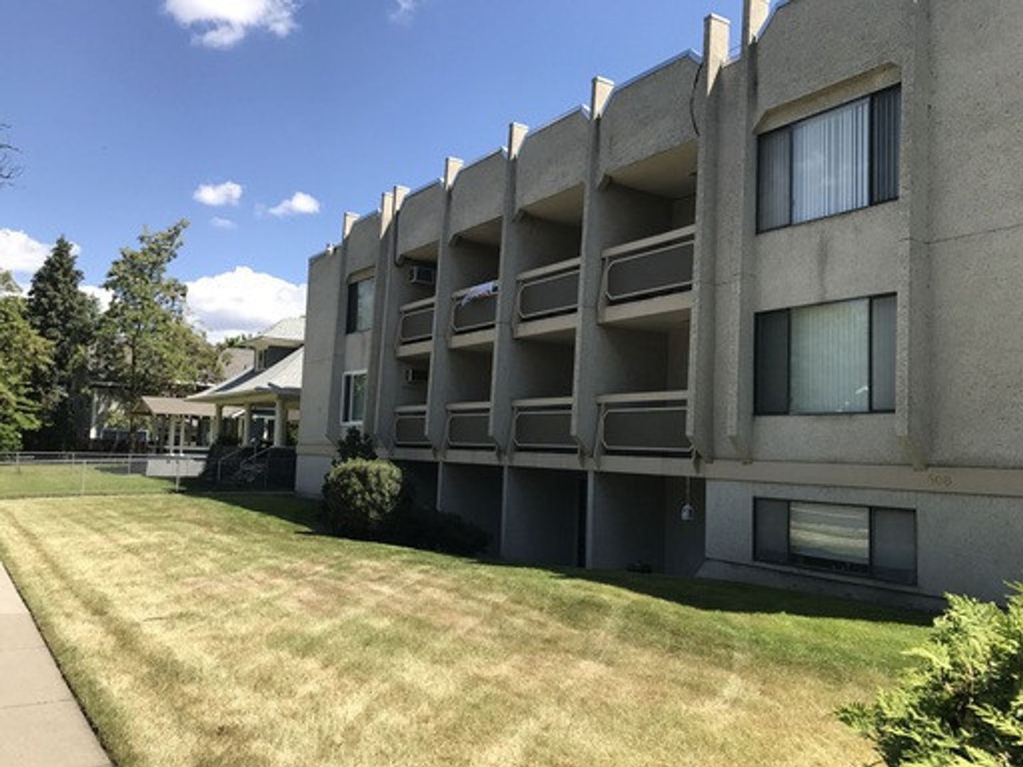 Spokane Apartment: 508 E Mission