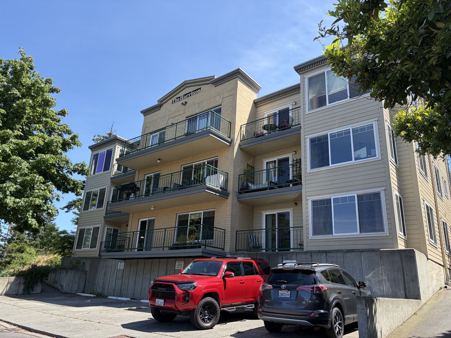 Friday Harbor Condo: 230 "B" Street Unit 201