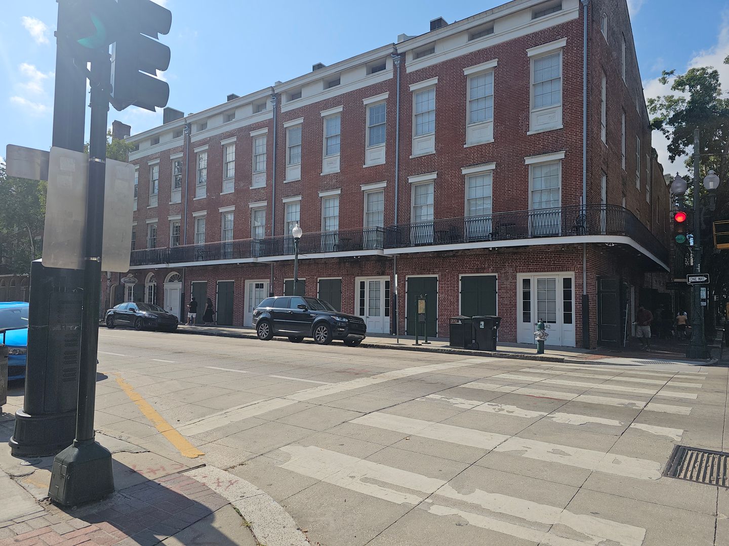 New Orleans Apartment: 802 St. Charles