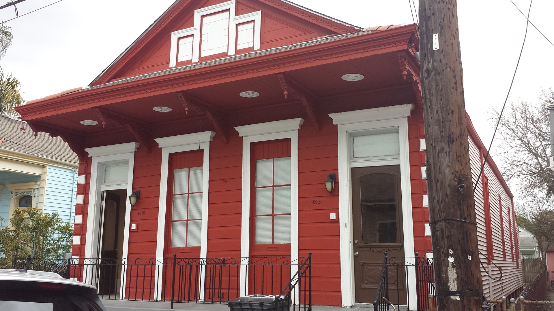 New Orleans Apartment: 1013-15 Louisa St.