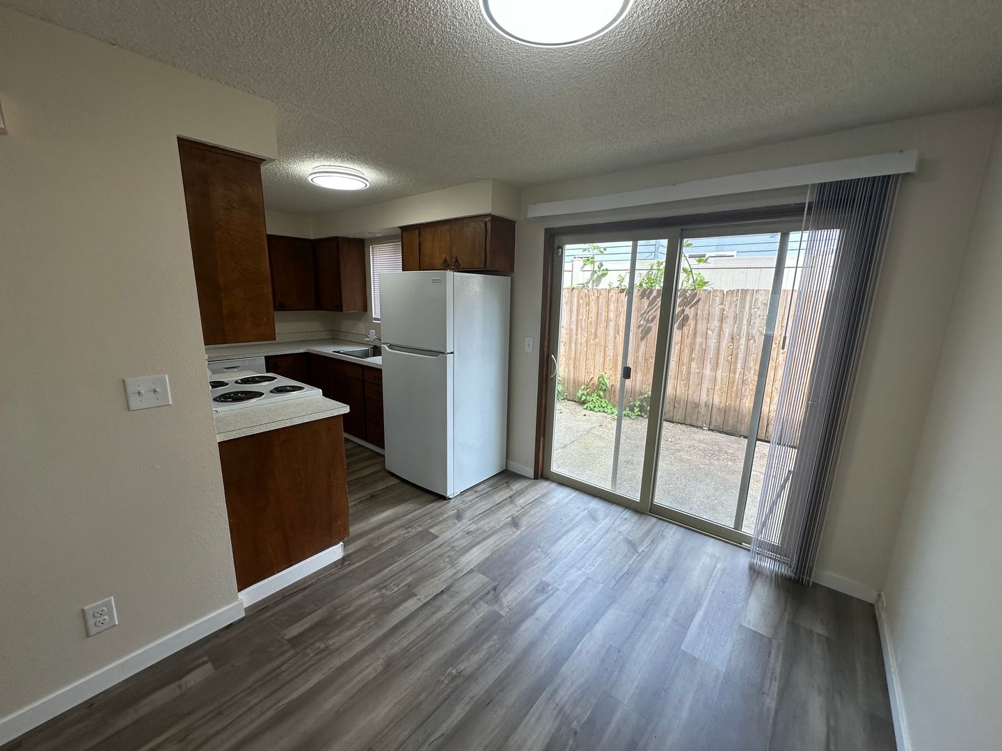 Bellingham Apartment: 3330 Northwest Ave