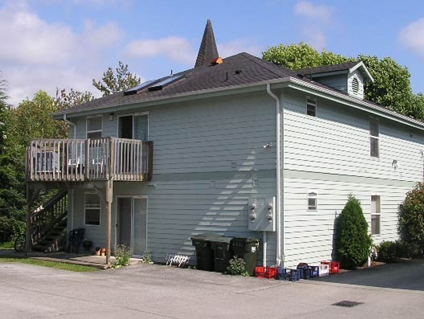 Bellingham Apartment: 1591 H St