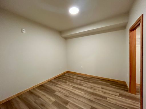 Listing photo thumbnail