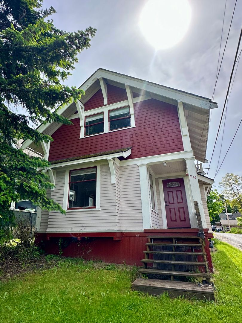 Bellingham House: 310 Pine Street