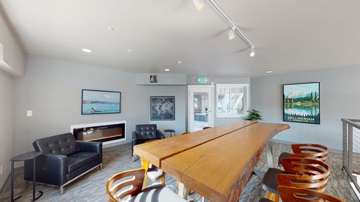 Listing photo thumbnail