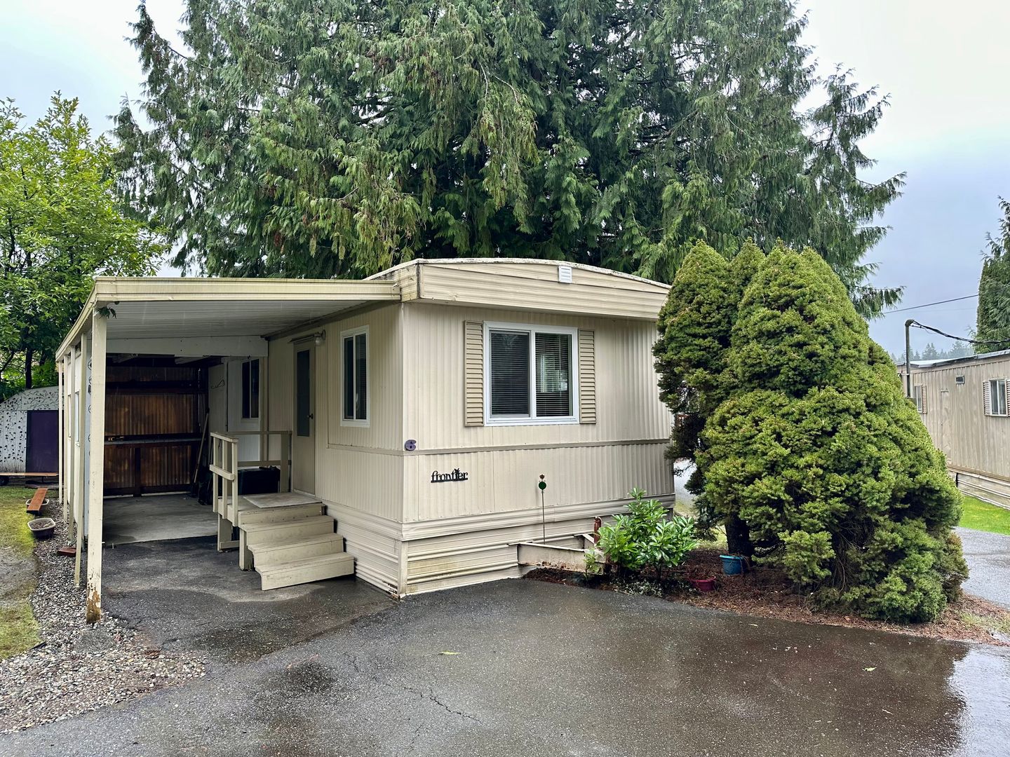 Bellingham Apartment: 780 Autumn Ln