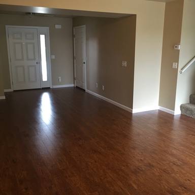 Listing photo thumbnail