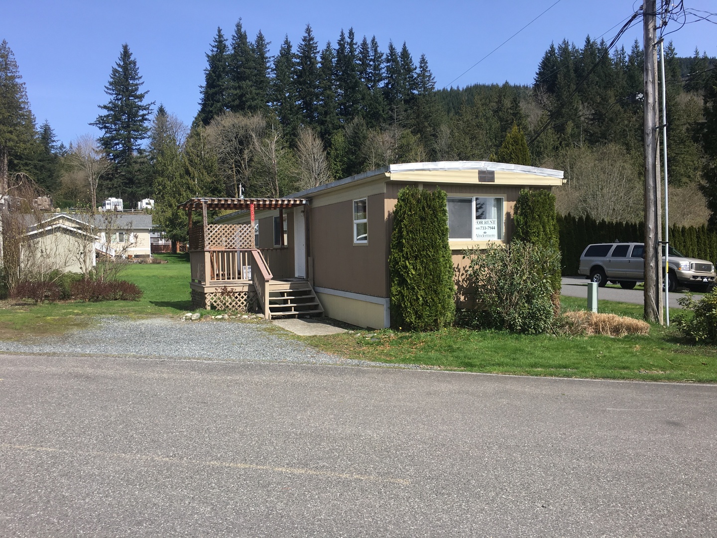 Bellingham Apartment: 921 Autumn Ln