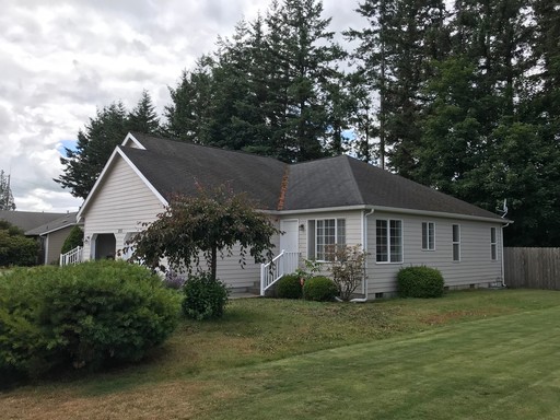 215 Vine Ct #B, Lynden, WA 98264