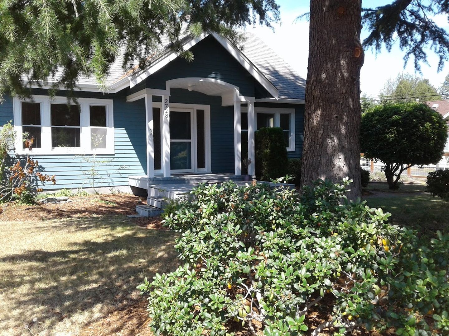 Bellingham House: 2728 Cedarwood Ave