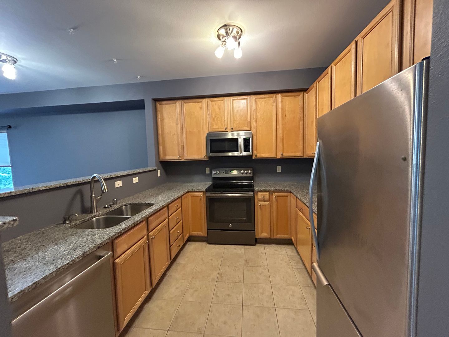 Bellingham Condo: 512 Darby Dr #211