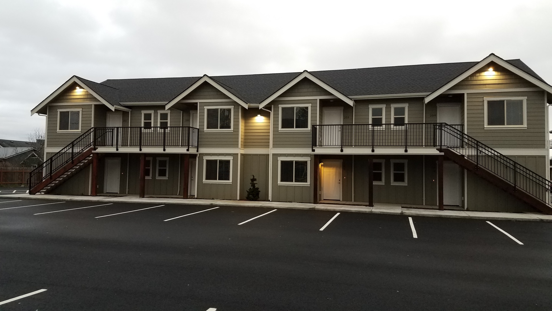 Lynden Apartment: 2232 Mercedes Pl