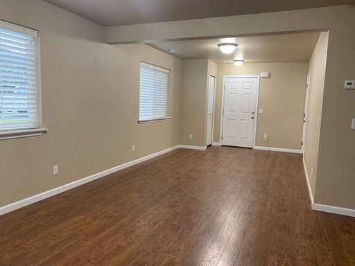 Listing photo thumbnail