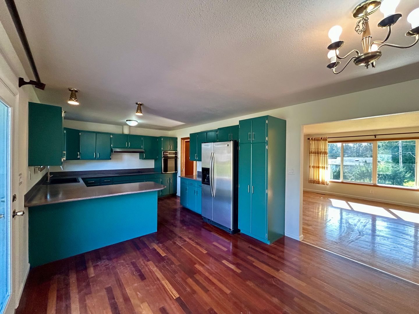 Bellingham Apartment: 3222 McLeod Rd