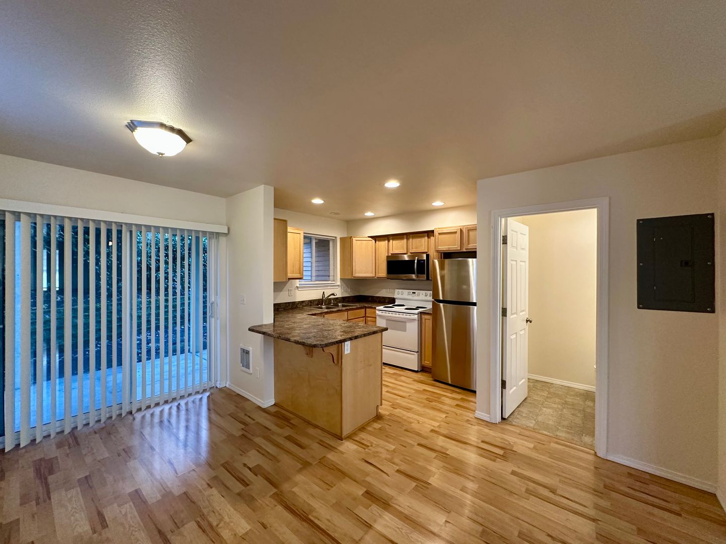 Ferndale Apartment: 2175 Sunnybrook Ln
