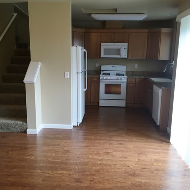 Listing photo thumbnail