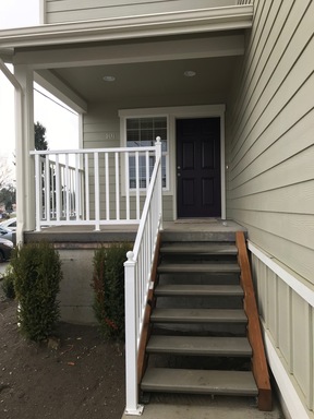 Listing photo thumbnail
