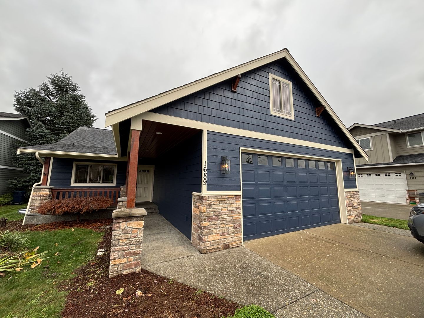 Lynden House: 1689 Aaron Dr